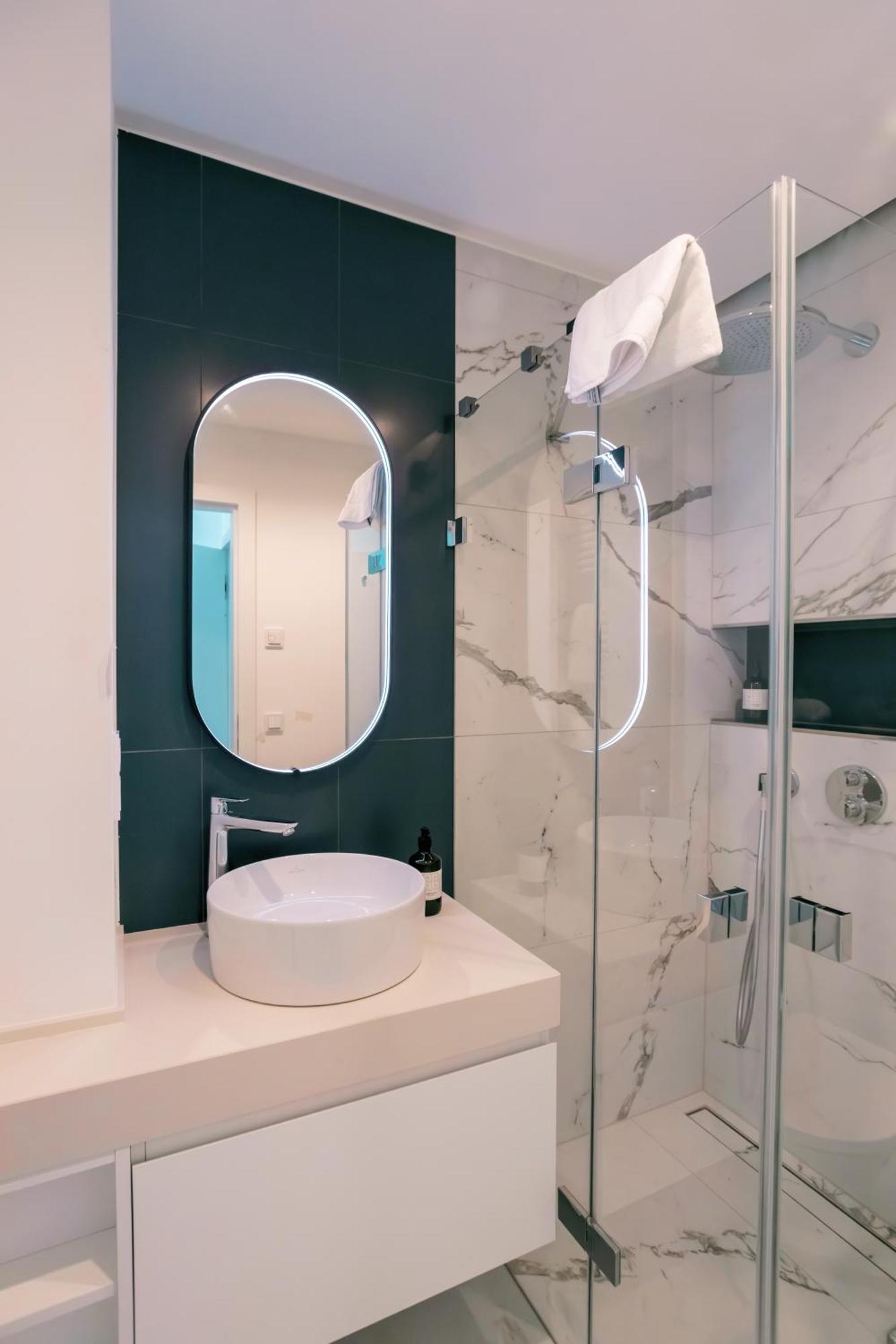 Media Bay In Kirchberg By Rentaroo Appartement Luxemburg