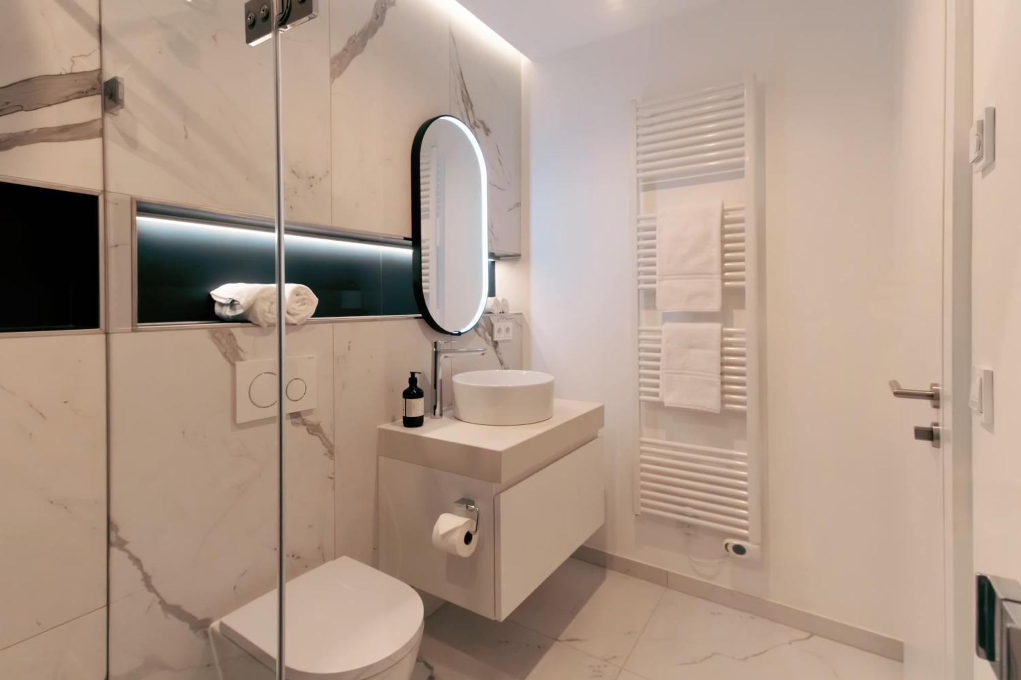 Media Bay In Kirchberg By Rentaroo Appartement *